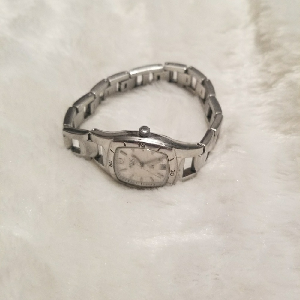 Relic Watch - Picture 2 of 7
